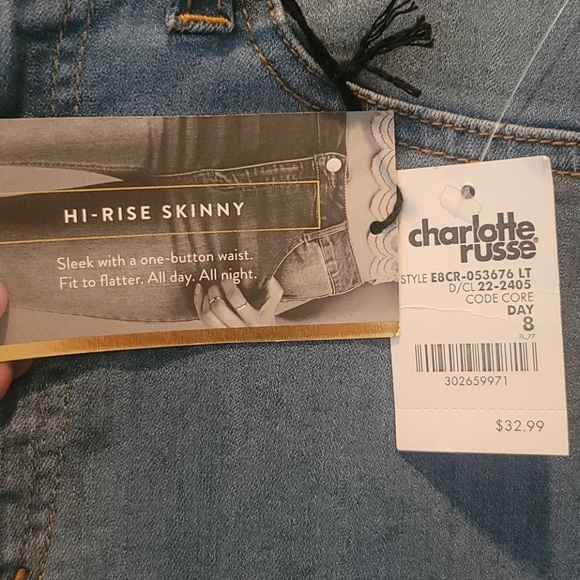 Charlotte Russe Refuge Jeans - Picture 4 of 6